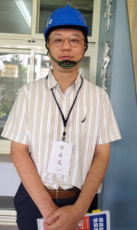 教育局專門委員許嘉晃強調教育局十分重視防災教育。（記者陳雯萍攝）