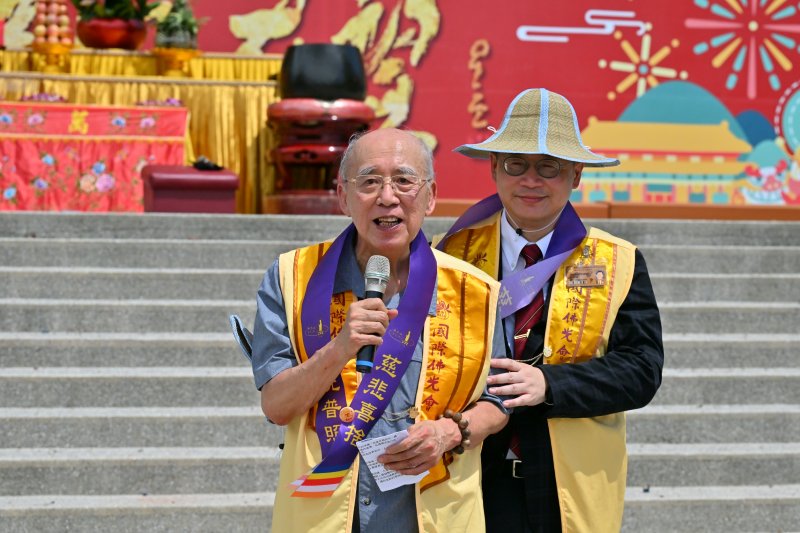 佛光山信徒總代表吳伯雄致詞表示，大雄寶殿非僅為一座建築而已，更象徵人間佛教永固。