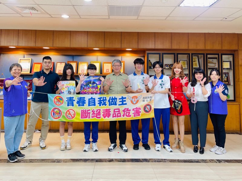 高雄高商奪全國微電影銀牌，青春影像聚焦反毒反霸凌。（漾新聞記者陳雯萍翻攝）