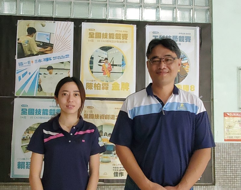 左為雄工電圖科主任祝筱茜，右為實習處主任蕭人傑。（漾新聞記者／陳雯萍攝）