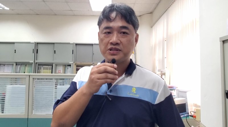 實習主任蕭人傑表示，今年３人同期入選國手，是雄工創校80多年來，人數最多的一次。(漾新聞記者／陳雯萍攝）