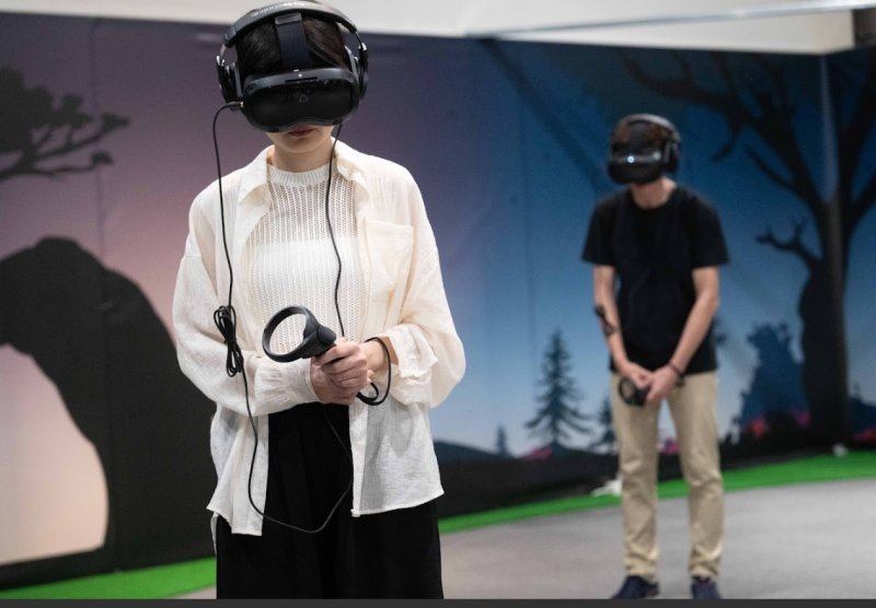 高雄雙館攜手打造沉浸式體驗，「玉山守護者VR」揭開森丑之助的奇幻旅程。（高雄電影館提供）