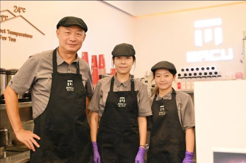 接下550杯超大單！麻古加盟主Stan用團隊精神闖出手搖飲傳奇。