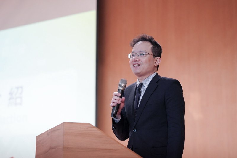 衛生局主秘致詞，強調近視防治的重要性。