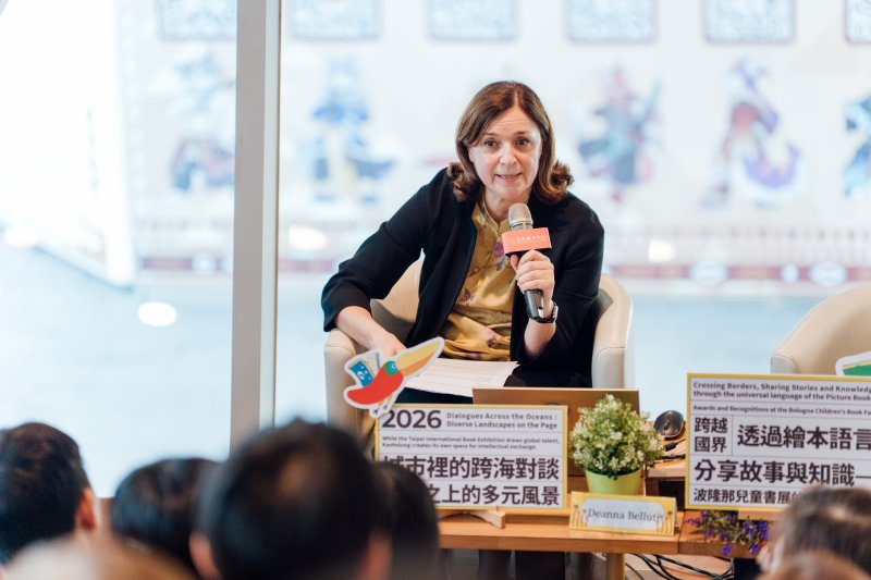 講座現場互動踴躍，德安娜‧貝露蒂(Deanna Belluti）針對讀者提問給予精闢見解。