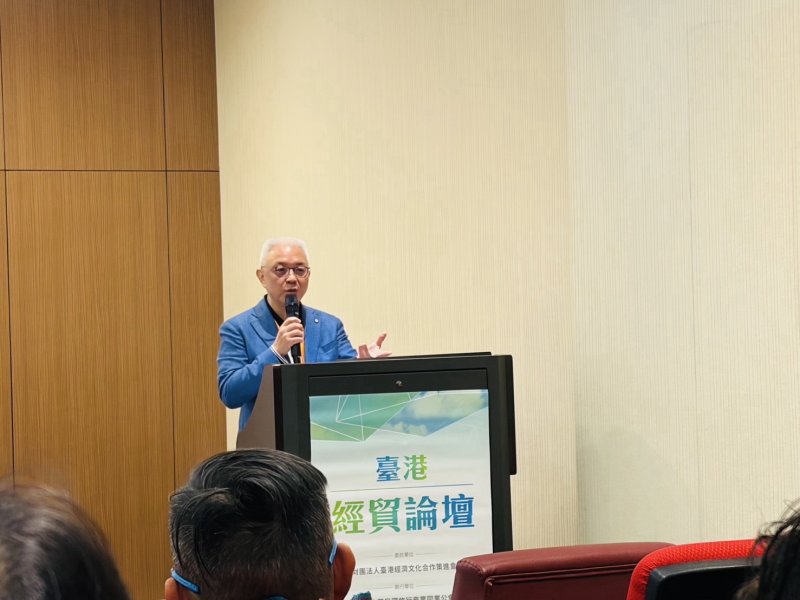 港台旅行社同業商會施俊明理事長暢言台港觀光交流。