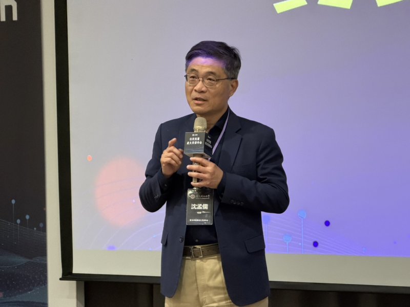 成功大學校長 沈孟儒。 成功大學校長 沈孟儒。