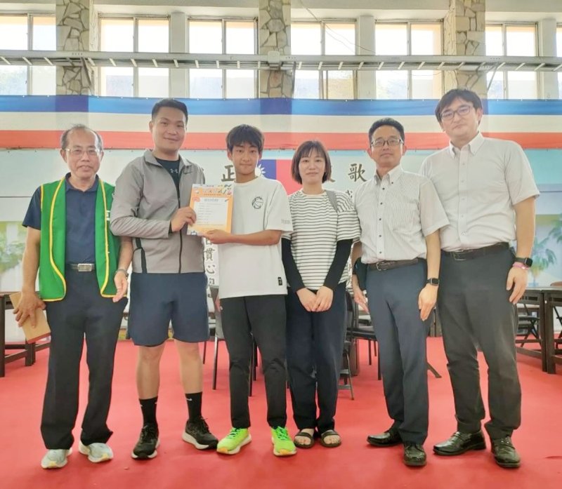 允文允武競賽高雄登場 閱讀與運動同場較勁。 允文允武競賽高雄登場 閱讀與運動同場較勁。