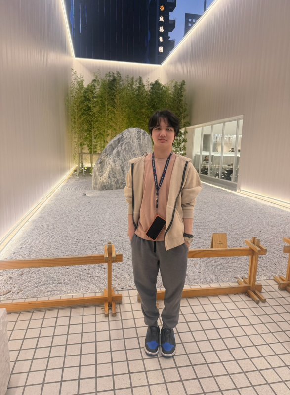 高雄市立志中學普通高中首屆「加拿大2+1雙聯學制」傳來捷報，三年1班學生謝O（Dennis Hsieh）同時錄取澳洲排名第1、世界排名第19的墨爾本大學（The University of Melbourne），以及世界排名第25的雪梨大學（The University of Sydney），以雙榜成績躍上國際舞台，也象徵立志中學海外聯班首屆畢業生正式交出亮眼成績單。(漾新聞記者陳雯萍翻攝)