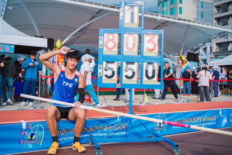 吳彥翰5米50破全國紀錄勇闖亞運高師大十年培育開花結果。