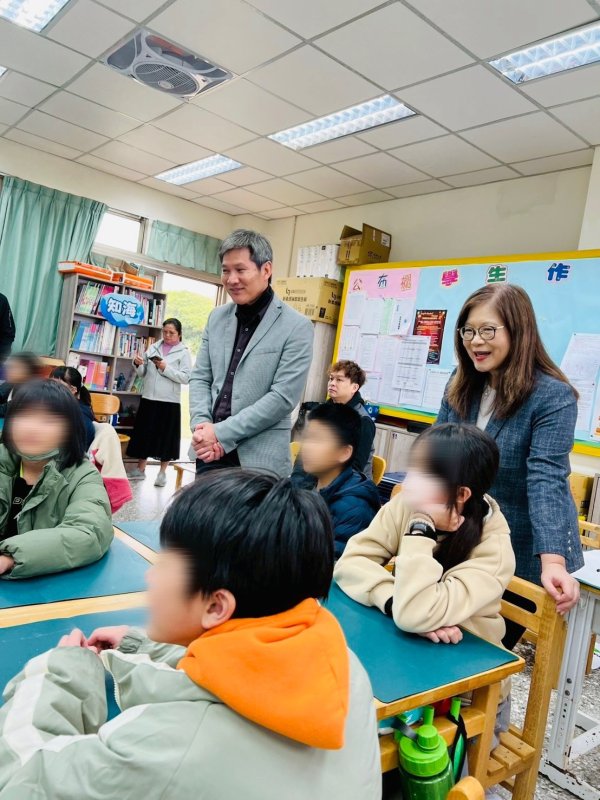 海洋委員會國家海洋研究院首度將Ocean Science Sequence（OSS）海洋科學序列教材帶進連江縣校園，於介壽國中小與馬祖高中展開教學，透過實驗與觀察，引領離島學童從生活出發，走進深邃而動態的海洋世界。