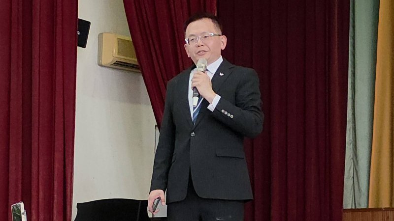 85級總召黃照智談到承辦活動的心路歷程，也感謝所有鼎力相助的力量，共同成就這一場歡喜的驚奇派對！（漾新聞記者陳雯萍攝）