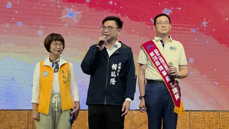 立委賴瑞隆強調長期推動高雄的科技產業。（漾新聞記者陳雯萍攝）