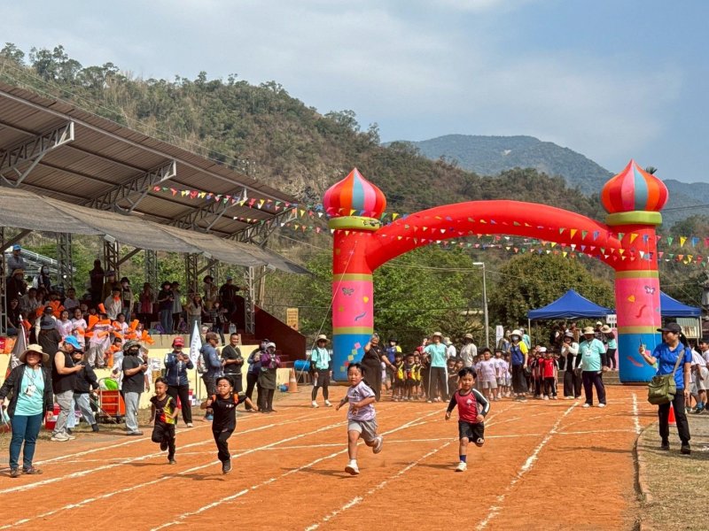 魯凱族學童齊聚多納 傳統競技與文化熱血交織。