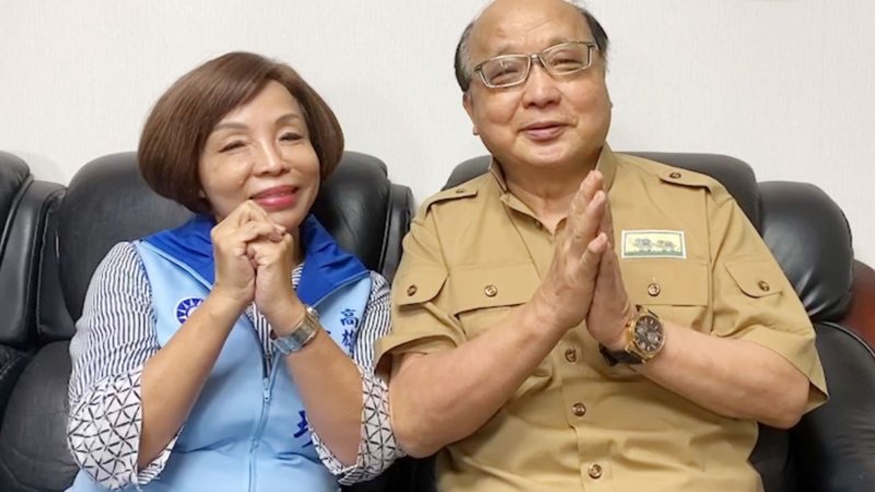 四年前，童燕珍參選，獲得前台中市長胡志強到場推薦力挺國民黨「高雄女將」。