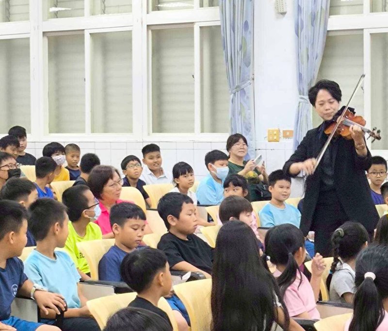 一張音樂票打開世界 永安國小把交響樂帶進童年記憶。
