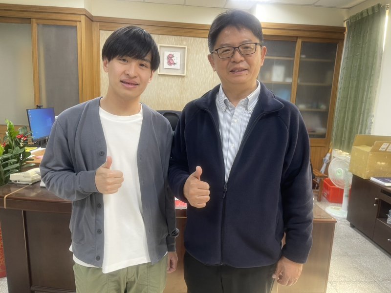新興高中優秀校友陳庭和，中山大學化學系畢業赴日名古屋大學化學所追隨布施新一郎教授，碩士畢業後，2025年進入台積電熊本廠擔任研發工程師，實現興趣、專長、工作結合的理想。可見新興高中與熊本真的很有緣份，可以拓展實質的教育交流。