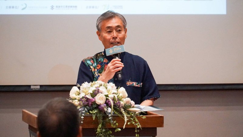 姬百合和平祈念資料館館長普天間朝佳親臨開幕式致詞。(高史博提供) 姬百合和平祈念資料館館長普天間朝佳親臨開幕式致詞。(高史博提供)