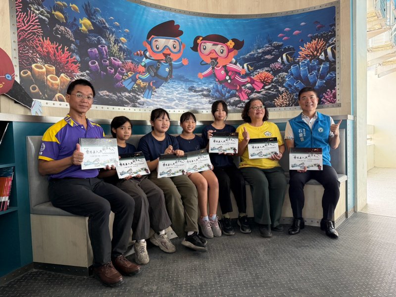 南高屏七校共繪海洋故事 《船承・船說》傳承雙港記憶 南高屏七校共繪海洋故事 《船承・船說》傳承雙港記憶