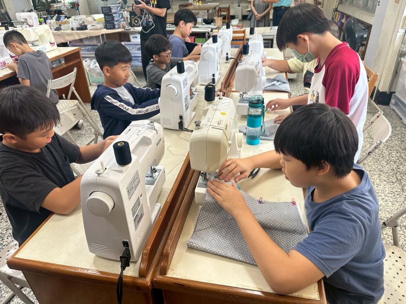 漾新聞|山海相會！多納、忠孝國小針線共織跨文化交流