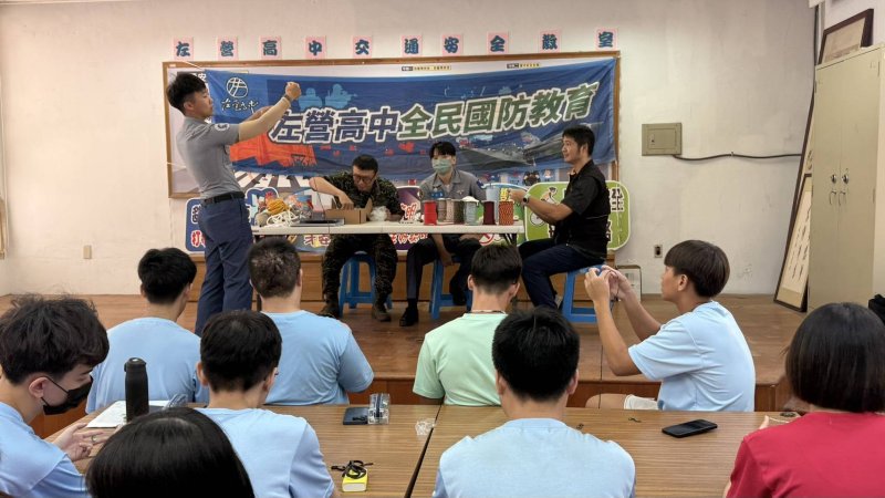 漾新聞|左營高中80周年驚喜課程 學生親手編織海軍撇纜繩球