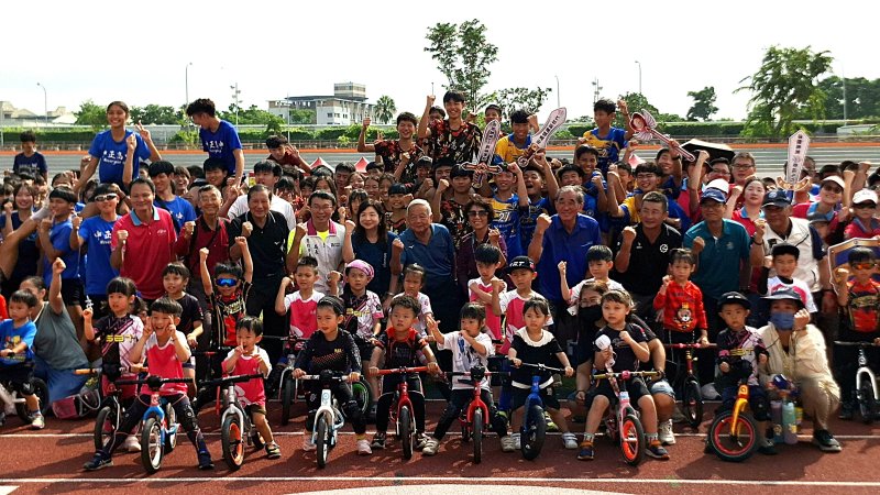 漾新聞|國防戰技點燃全場！高雄全民運動嘉年華2,500人共襄盛舉