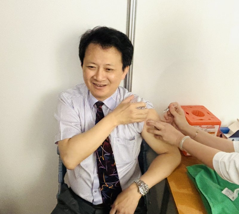 漾新聞|高醫快打站開跑！流感新冠疫苗隨到隨打