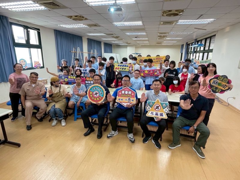 漾新聞|左營高中反毒新創舉　大翅鯨木工DIY掀熱潮