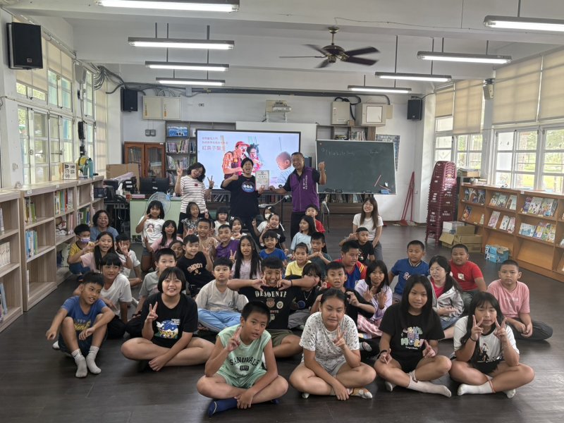 漾新聞|小丑醫生開進偏鄉校園　寶山、寶來孩子上了一堂生命課