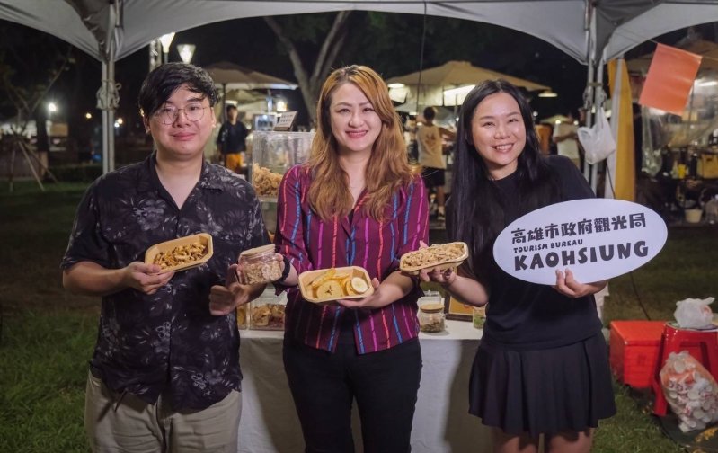 漾新聞|鳳山復古野餐日掀草地懷舊熱潮　逾2萬人湧入老派時光好Chill！