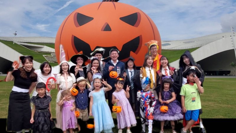 漾新聞|22公尺巨型南瓜搶先亮相！光復節連假擠爆高雄衛武營