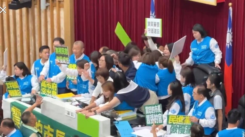 漾新聞|預算審查藍營杯葛掀議場風暴　民進黨團轟「拖垮市政害高雄」