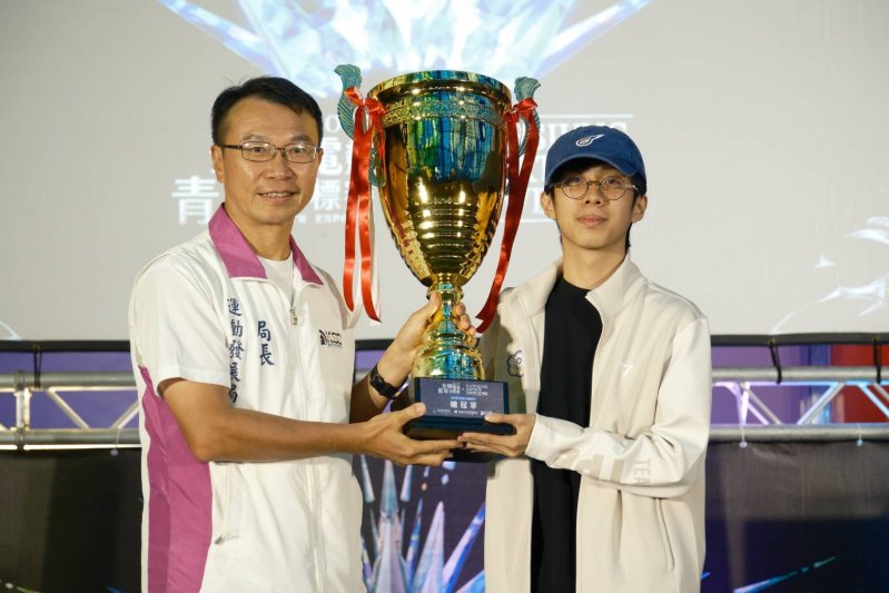 漾新聞|Ugang逆襲奪冠獎金8萬！快打旋風6震爆光之穹頂