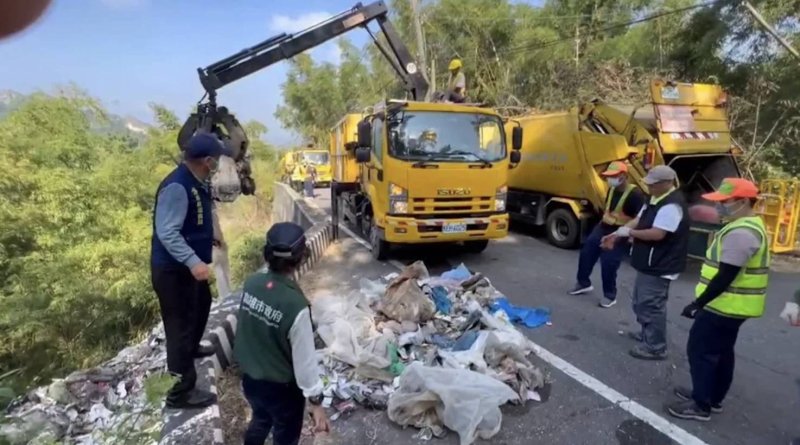 漾新聞|月世界驚現垃圾山！議員怒批市府失守