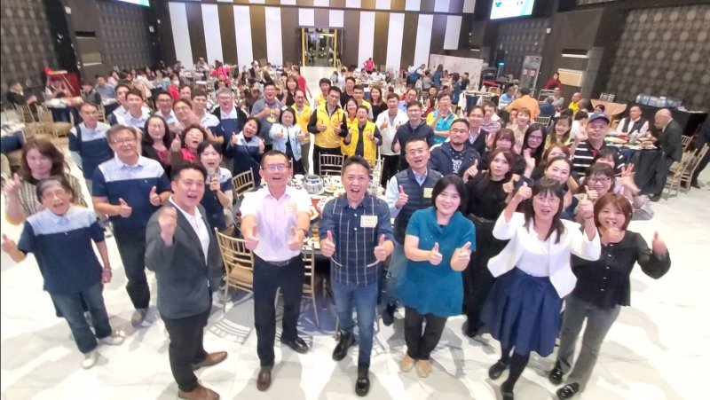 漾新聞|楠梓三校結義點亮教育共好 首創會長聯合就職