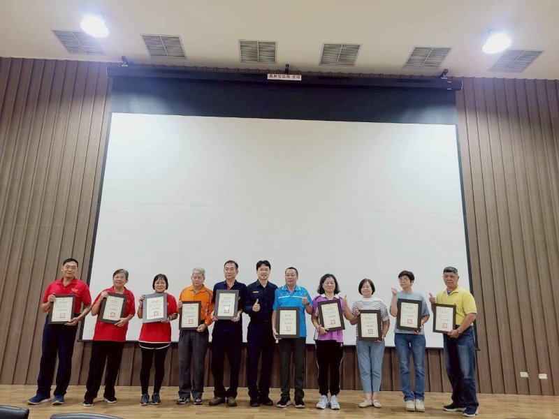 漾新聞|鳳山守望相助隊集訓登場　警民攜手點亮社區夜間安全