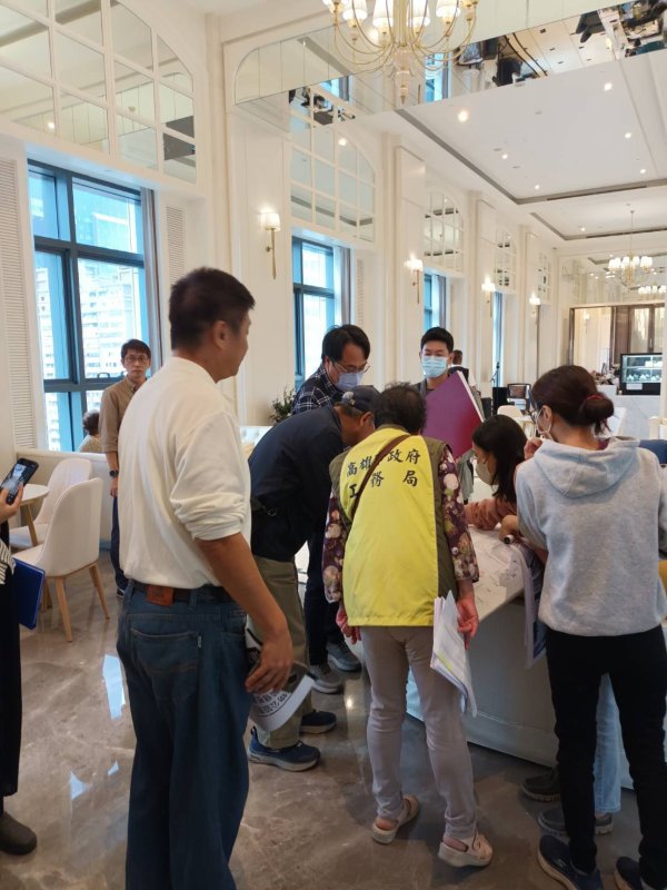 漾新聞| 前鎮大樓公設疑違規裝修　市府急啟聯合稽查