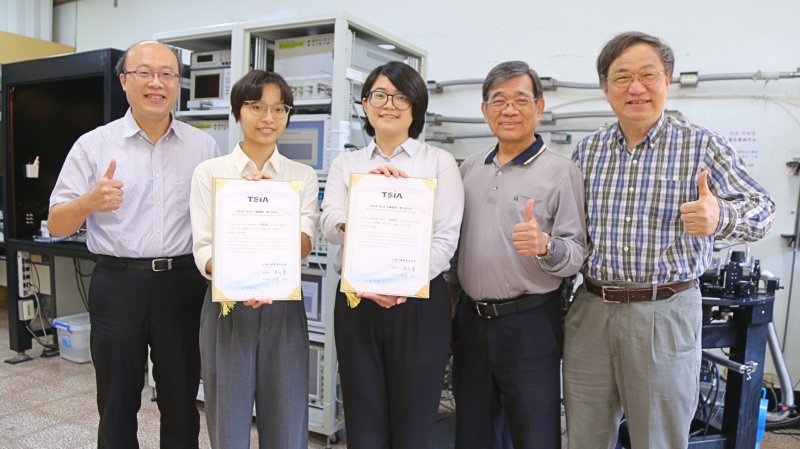 漾新聞｜唯二女性奪TSIA博士獎　中山大學展現半導體女力崛起