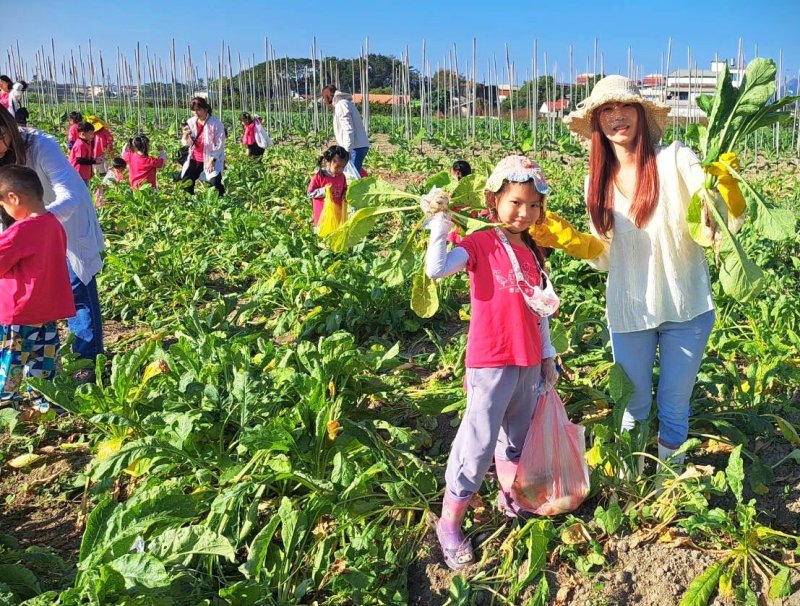 漾新聞|美濃國小幼兒園五感走讀結合客語沉浸