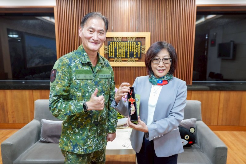 漾新聞｜劉暐欣履新拜會議會　康裕成：指揮官坐鎮市民更安心