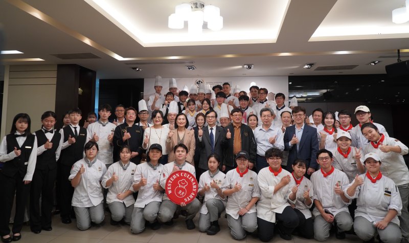 漾新聞|高餐大半年奪81獎　首摘大馬FHM團體金牌