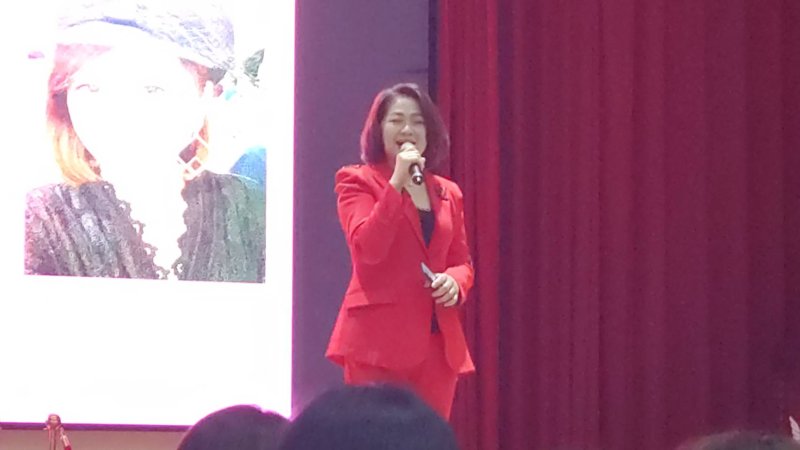 漾新聞｜從鹿谷茶山到人生舞台　林淑靜勉學子做自己的光