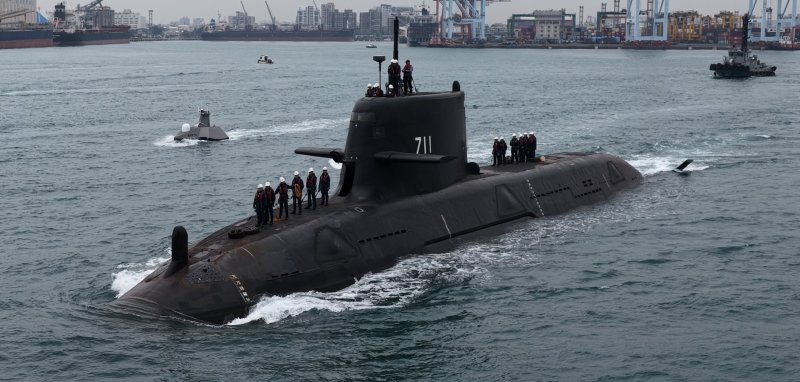 漾新聞｜台船嚴正澄清浮塢傳聞　海鯤潛航測試依法穩步推進