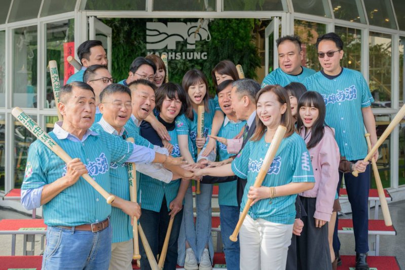 漾新聞｜高雄湧言會17強成軍出擊　喊議會過半力挺陳其邁