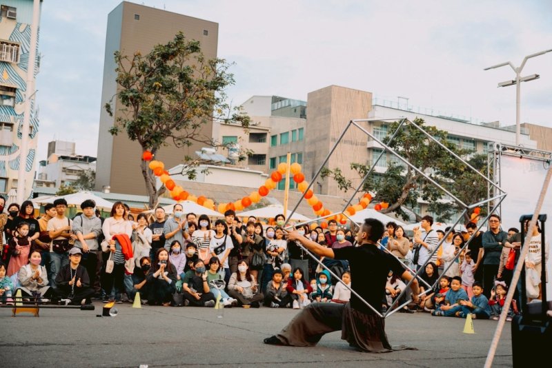 漾新聞｜駁二小夜埕十週年登場　露天電影院陪伴港都過好日子