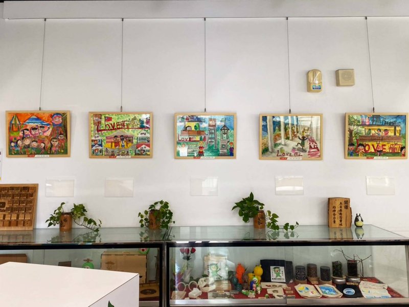 漾新聞|孩子畫出橫山記憶寫生回顧展溫馨登場引關注