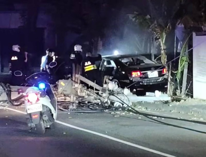 漾新聞|毒駕拒檢衝撞警車自撞 釀301戶深夜停電