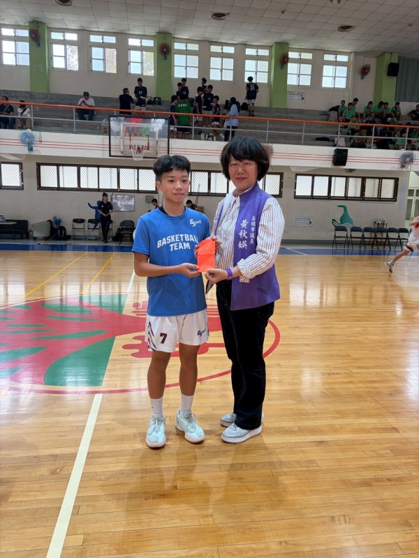 漾新聞｜梓官盃熱血開打 黃秋媖挺青年逐夢打造籃球舞台