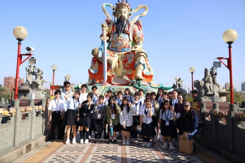 漾新聞｜跨海情誼升溫 左營高中款待感動明治學子