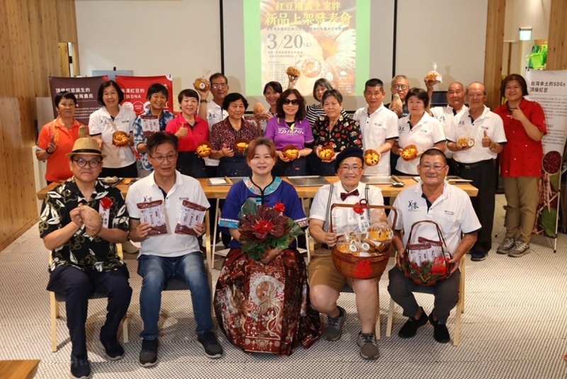 漾新聞｜紅豆遇上土窯胖 樹科大牽線校友聯名創新商機
